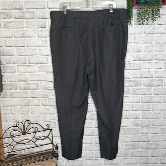 Axist Gray Relaxed Fit Dress Pants Slacks Size 40/30 Waist 40 - Picture 3 of 6